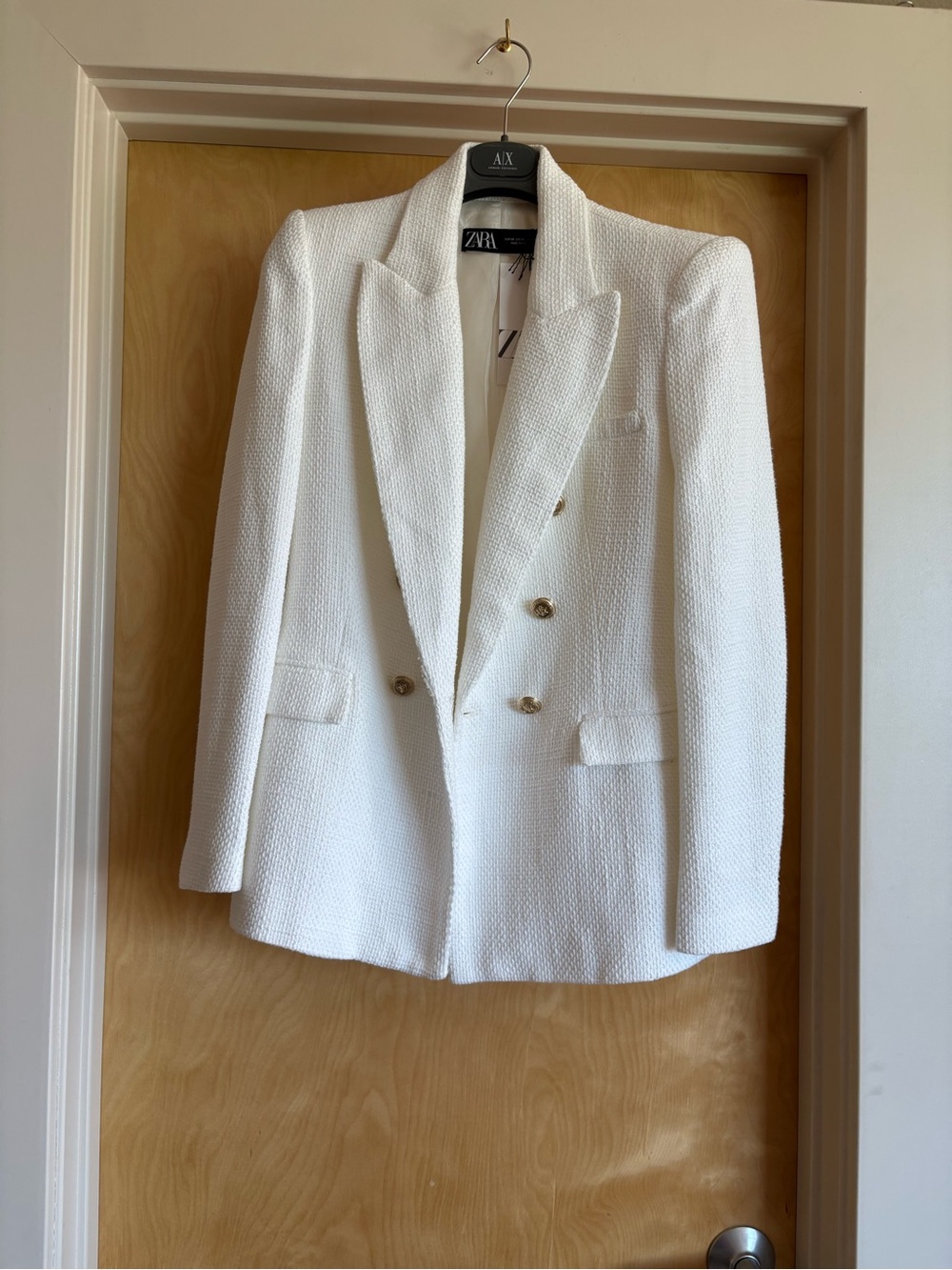 Zara White Tweed Double Breasted Blazer Gold Buttons NWT XS